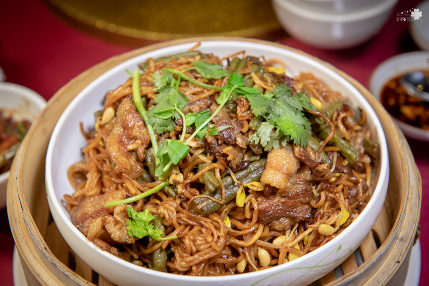 台北大安美食》南村｜私廚‧小酒棧 - 道地美味眷村菜 客制化時尚合菜 - 時空幻境 凌雲江海清