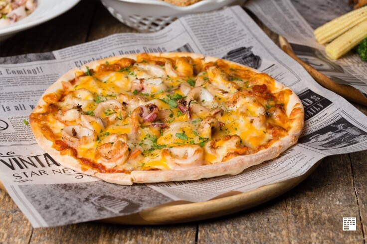 基隆信義區美食／Vivaio Pasta苗圃義大利餐廳必吃巨無霸虎蝦　情人節家族好友聚餐首選　門口還有超高聖誕樹