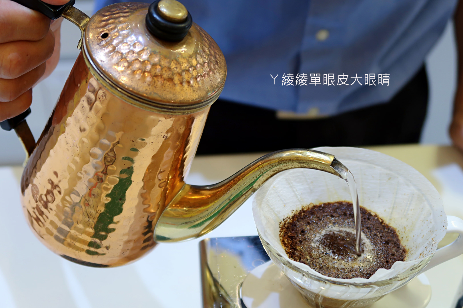 新竹喝咖啡推薦，浮誇系宮廷咖啡店：紫進咖啡