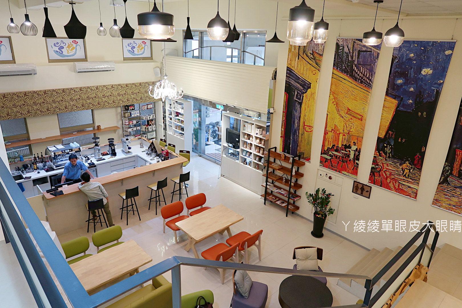 新竹喝咖啡推薦,浮誇系宮廷咖啡店:紫進咖啡