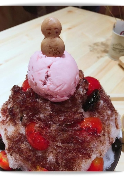 夏天的味道,小小不倒翁剉冰好可愛!! - 「甜薏点」