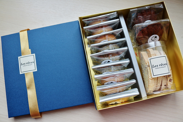 【宅配甜點】Les reves patisserieIMG_4031.jpg