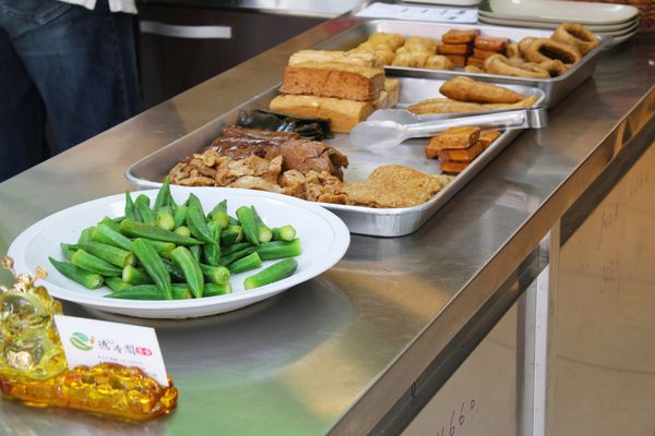 ●嘉義食記●德香閣素食餐館/養生學好健康/美味平價推薦