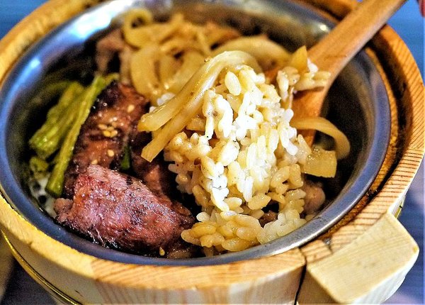 餽 串燒 . 酒場:【板橋日式商業午餐】餽串燒. 酒場 ,串燒/居酒屋料理(文末完整菜單)板橋捷運站