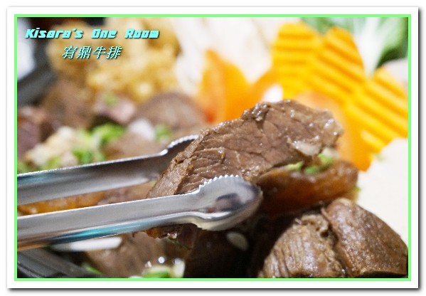 宥鼎牛排：逢甲商圈牛排．上牛排館不吃排餐！而是要吃火鍋！──宥鼎牛排．紅燒牛肉鍋