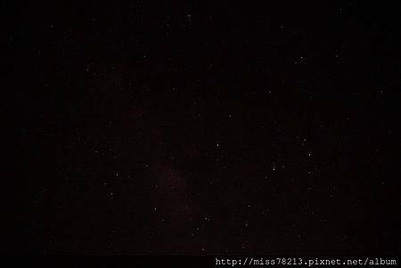 推薦台東露營的地方綺麗歌詩露營園區金剛山下消暑露營體驗射箭、釣魚、划船、玩溪水