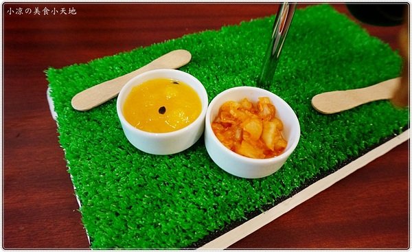 巴部屋工房(文心店):台中南屯』巴部屋 文心店║台中伴手禮首選,手工純鮮奶脆餅,輕食、現打水果冰沙,萌萌登場,還可以外送~