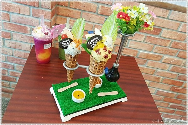 巴部屋工房(文心店):台中南屯』巴部屋 文心店║台中伴手禮首選,手工純鮮奶脆餅,輕食、現打水果冰沙,萌萌登場,還可以外送~