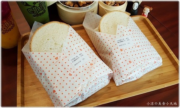 巴部屋工房(文心店):台中南屯』巴部屋 文心店║台中伴手禮首選,手工純鮮奶脆餅,輕食、現打水果冰沙,萌萌登場,還可以外送~