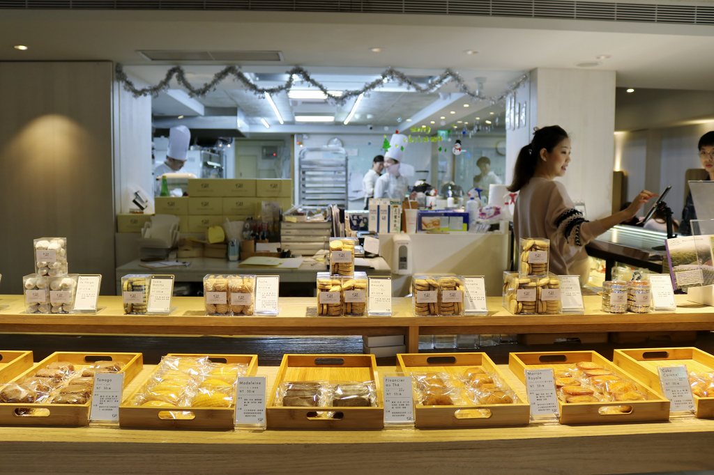 台北｜ISM 主義甜時(忠孝店) 日式職人完美手藝 達克瓦茲．草莓季限定甜點 - 奇奇一起玩樂趣