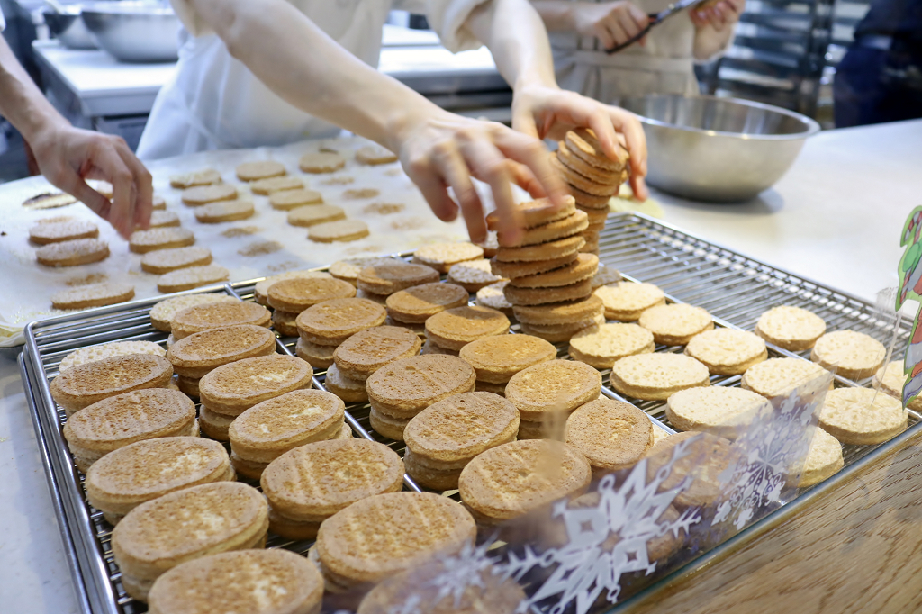 台北｜ISM 主義甜時(忠孝店) 日式職人完美手藝 達克瓦茲．草莓季限定甜點 - 奇奇一起玩樂趣