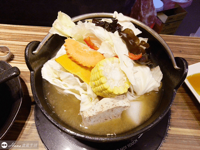 【新北新莊】婧shabu 新莊店 | 超人氣奢華豐盛火鍋 新鮮肉品與海鮮 品質一流 特色湯底與醬料 不接受訂位