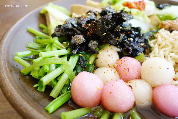 【台中蔬食】Vege Creek蔬河。隱身在綠園道巷內的美味蔬食滷味!