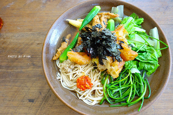 【台中蔬食】Vege Creek蔬河。隱身在綠園道巷內的美味蔬食滷味!