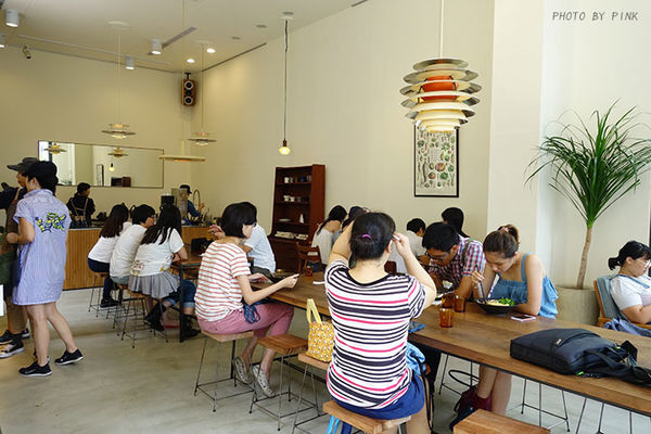 【台中蔬食】Vege Creek蔬河。隱身在綠園道巷內的美味蔬食滷味!