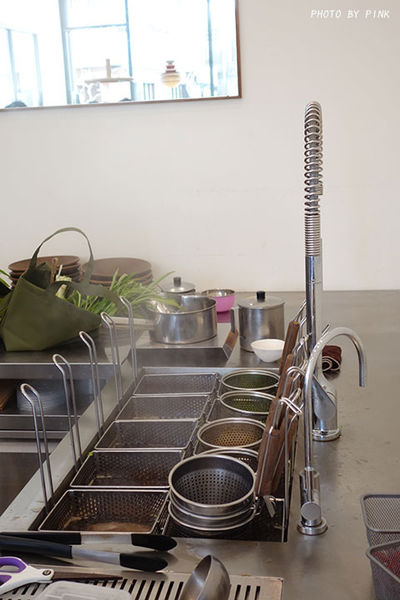 【台中蔬食】Vege Creek蔬河。隱身在綠園道巷內的美味蔬食滷味!