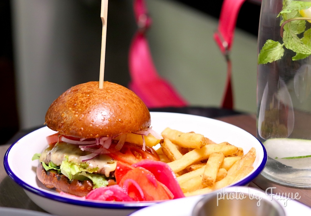 IMG_8850.JPG IMG_8850.JPG