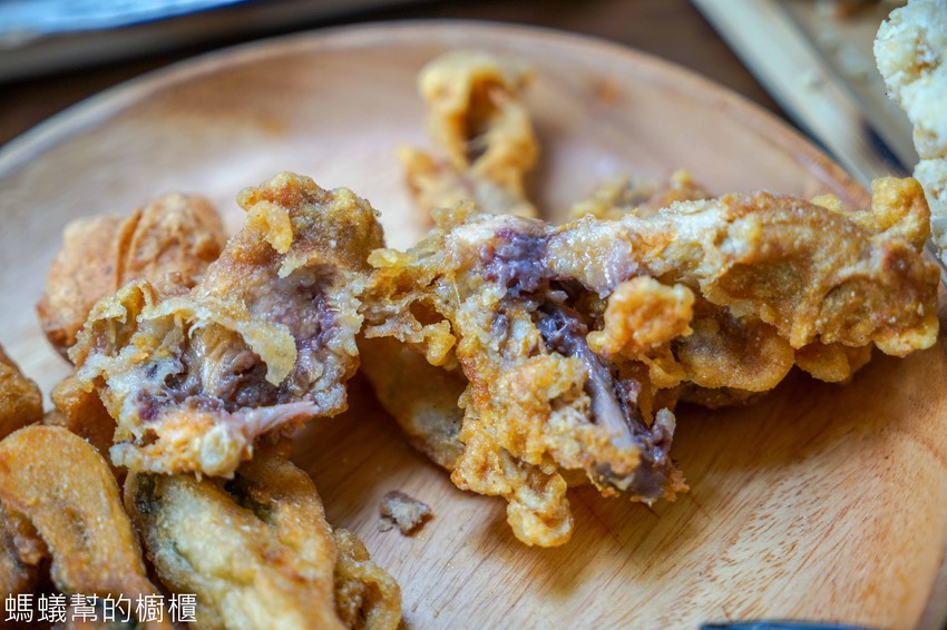 彰化市食香客雞會站 | 超人氣科學麵雞排，炸物酥脆一吃就愛上，彰化市特色雞排推薦！ - 螞蟻幫的櫥櫃