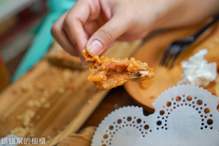 彰化市食香客雞會站 | 超人氣科學麵雞排，炸物酥脆一吃就愛上，彰化市特色雞排推薦！ - 螞蟻幫的櫥櫃