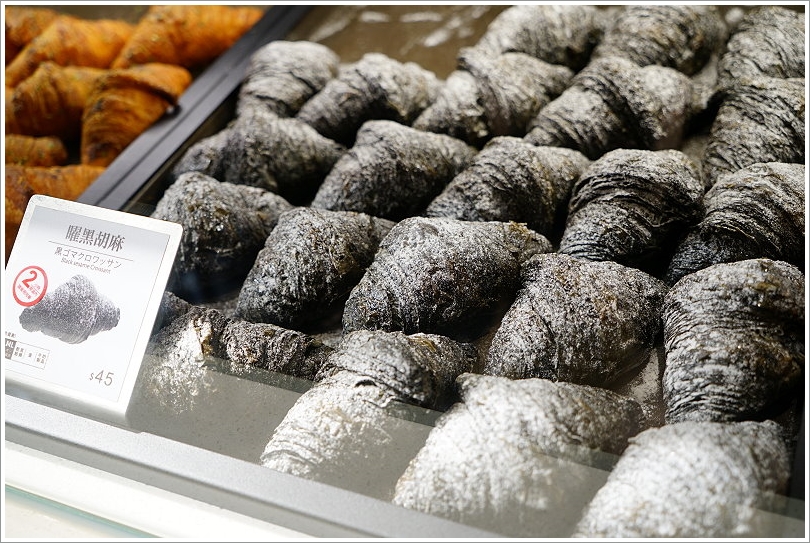 【台北忠孝復興】八月堂‧排隊美食、殿堂級可頌終於來台北啦!台北SOGO忠孝館首店!