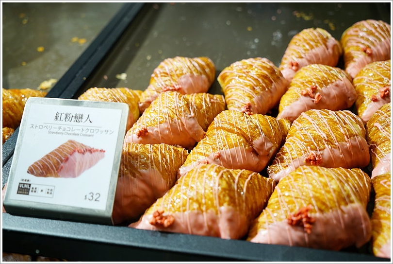 【台北忠孝復興】八月堂‧排隊美食、殿堂級可頌終於來台北啦!台北SOGO忠孝館首店!