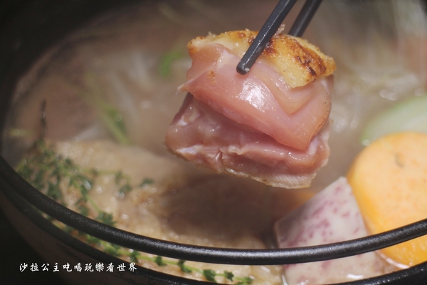 雞湯大叔：經典法式鍋物料理『雞湯大叔』捷運行天宮火鍋/涮涮鍋/中山區美食/飲料無限供應