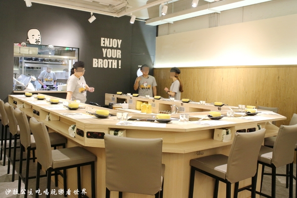 雞湯大叔：經典法式鍋物料理『雞湯大叔』捷運行天宮火鍋/涮涮鍋/中山區美食/飲料無限供應