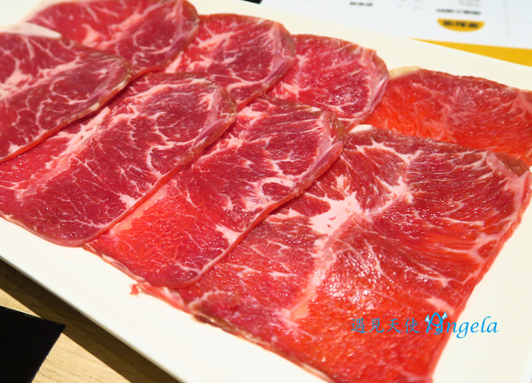 雞湯大叔：法式雞湯火鍋-白蘭地燉雞鍋物你吃過沒~