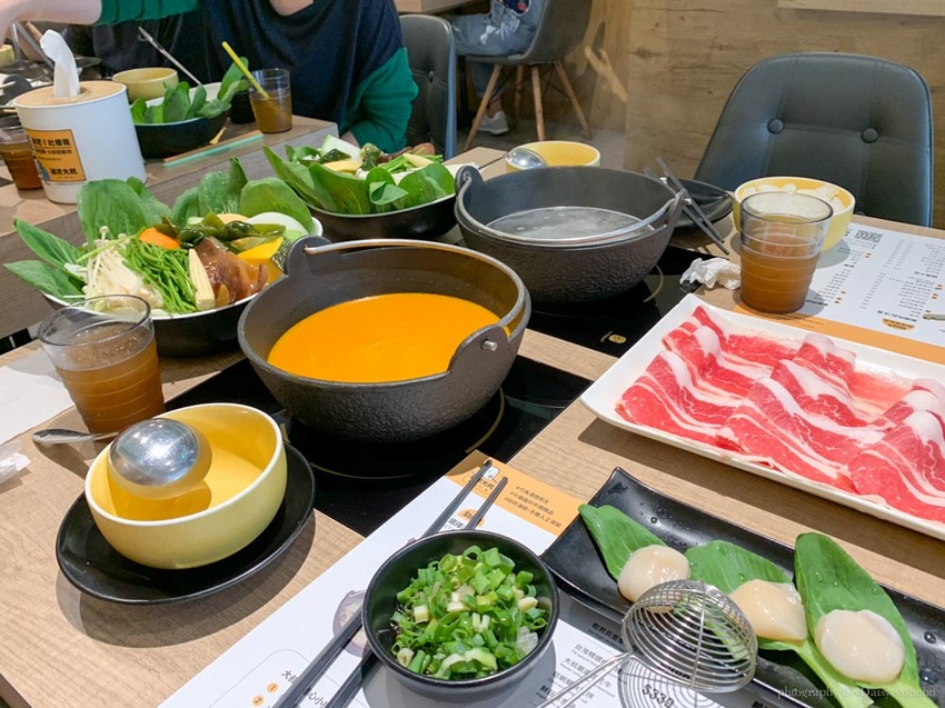 雞湯大叔, 行天宮站美食, 行天宮火鍋, 台北火鍋, 涮涮鍋, 匈牙利湯, 雞湯火鍋 雞湯大叔, 行天宮站美食, 行天宮火鍋, 台北火鍋, 涮涮鍋, 匈牙利湯, 雞湯火鍋