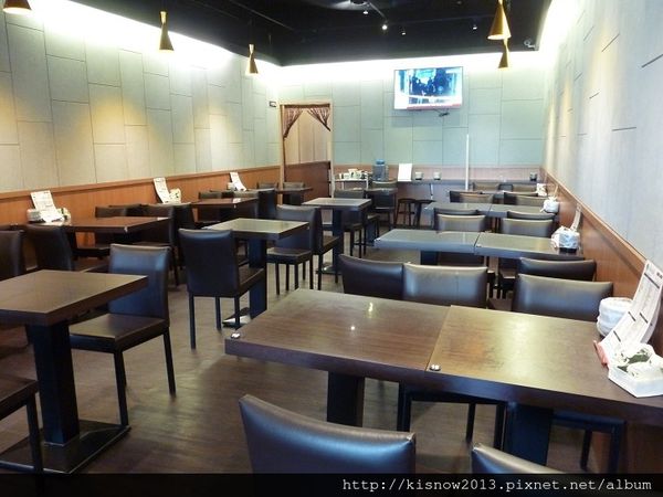 龍膽石斑魚2-室內.JPG 龍膽石斑魚2-室內.JPG