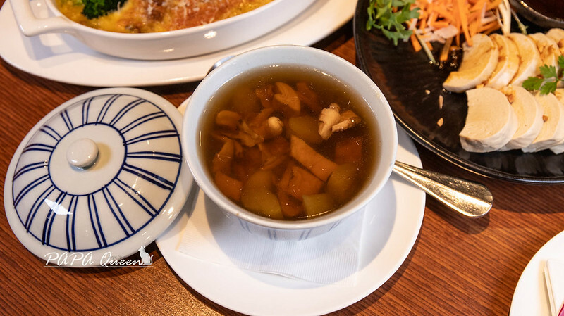 台中市西區台中素食｜漢來蔬食 經典X創意=植覺之旅，是舌尖上的多國旅行。