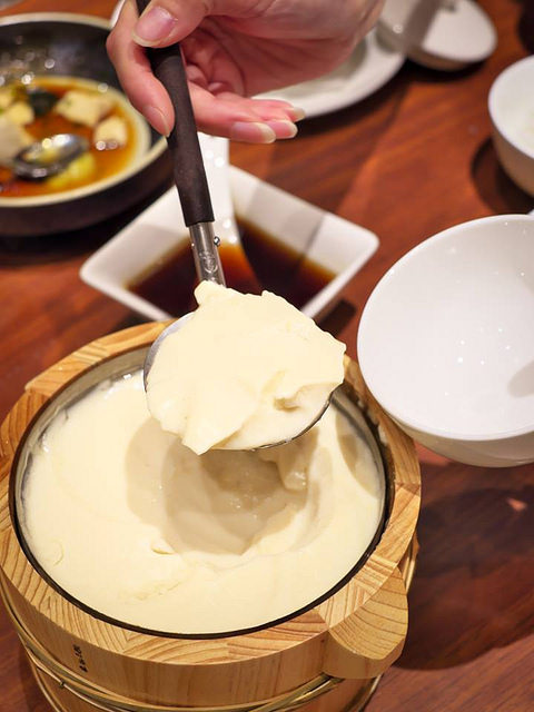 21462744_1566054636748850_2134713397396777188_n