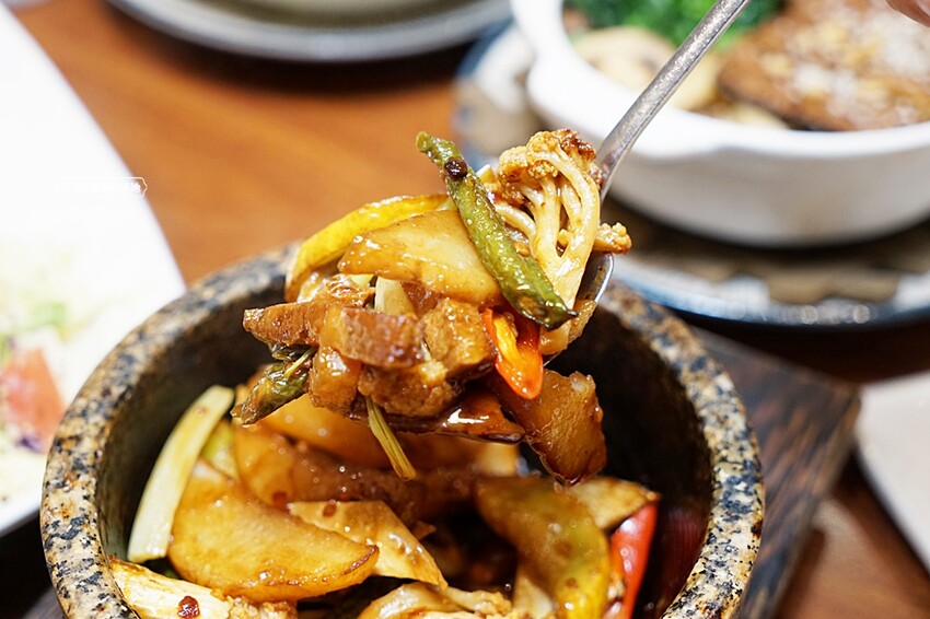 台中蔬食餐廳推薦,漢來蔬食春季限定主廚私房菜強勢登場!絕對顛覆蔬食既定口感,打造視覺味覺雙饗宴!