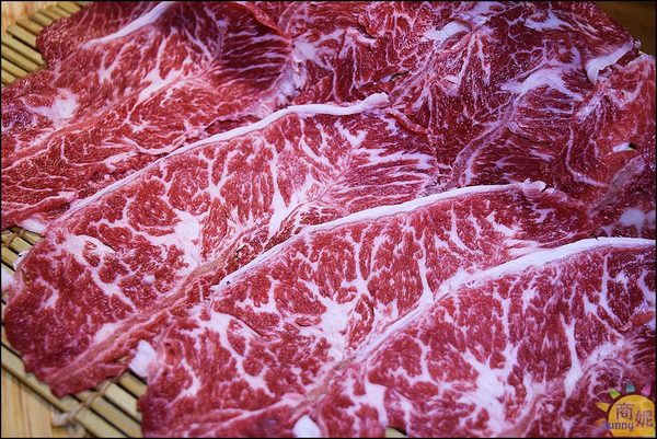 水森水產：【鍋物特輯】台中高CP值鮮活海鮮鍋物。水森水產。食材高檔價位不貴無敵新鮮老饕最愛!