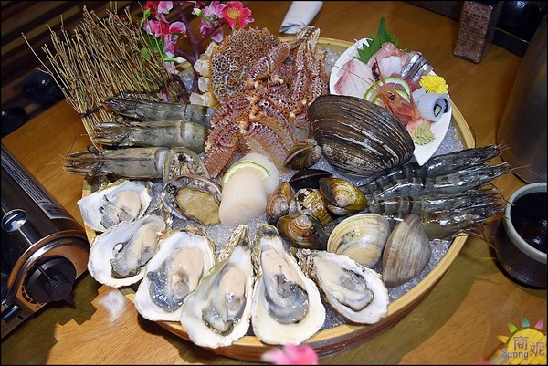 水森水產：【鍋物特輯】台中高CP值鮮活海鮮鍋物。水森水產。食材高檔價位不貴無敵新鮮老饕最愛!