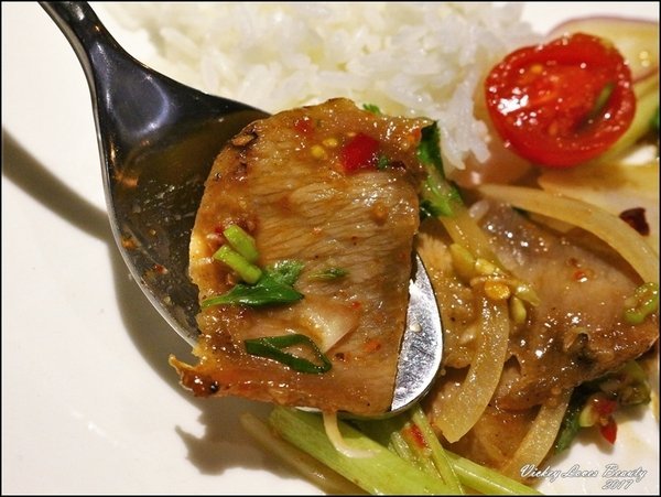 Thai bistro 泰式餐酒館