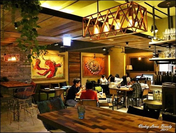 Thai bistro 泰式餐酒館