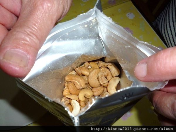 歐詩曲奇O's Cookie:新鮮美味手工現烤曲奇餅,並有各式伴手禮禮盒-台北東區 O's Cookie歐詩曲奇体驗心得 歐詩曲奇O's Cookie:新鮮美味手工現烤曲奇餅,並有各式伴手禮禮盒-台北東區 O's Cookie歐詩曲奇体驗心得