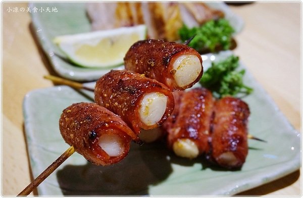 巴士底家:台中西屯』巴士底家║在巴士裡吃宵夜?!逢甲巴士主題餐廳,特色串燒、炸物、聚餐歡樂好所在