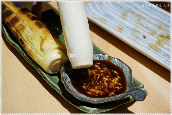 巴士底家:台中西屯』巴士底家║在巴士裡吃宵夜?!逢甲巴士主題餐廳,特色串燒、炸物、聚餐歡樂好所在