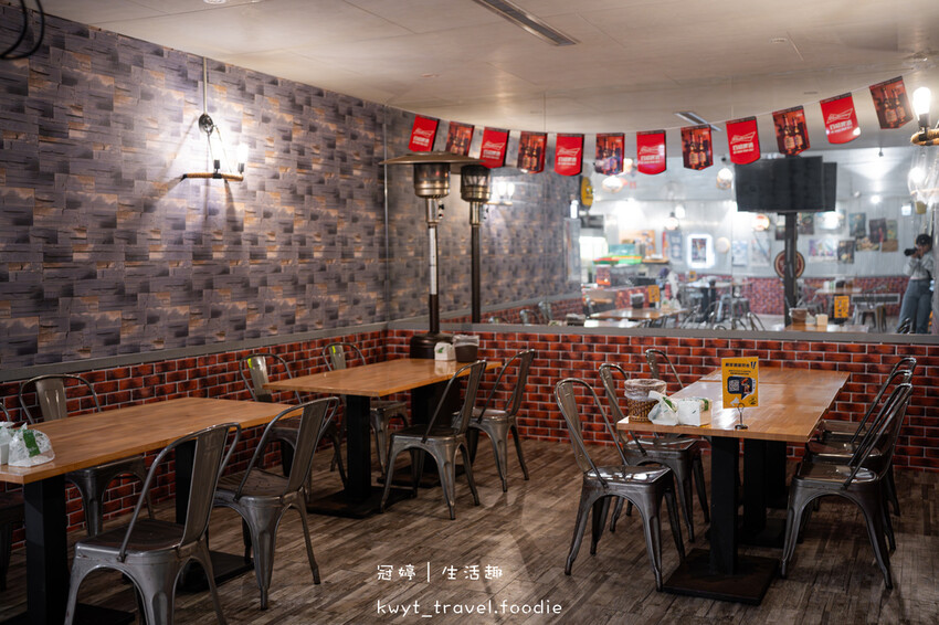 【巴士底家串燒】泰國蝦免費撈!西屯宵夜,活跳跳泰國蝦好鱻,噴