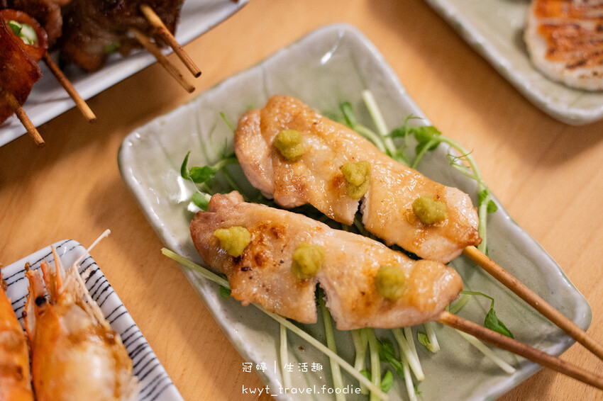 【巴士底家串燒】泰國蝦免費撈!西屯宵夜,活跳跳泰國蝦好鱻,噴