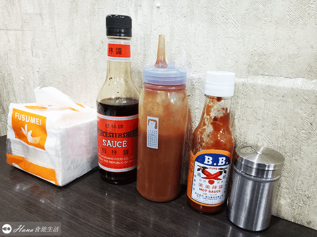 【新北三重】牛脾氣牛排館 | 中華路上高CP值平價牛排 肉質不錯 排餐附酥皮濃湯、紅茶、冰淇淋無限量供應