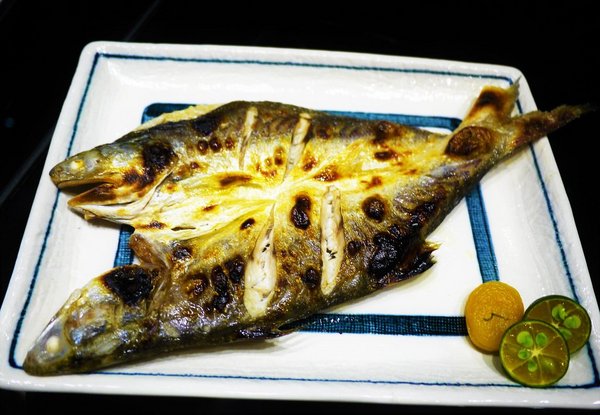 神樂坂割烹:【食記】神樂坂割烹✿✿捷運六張犁→ 二訪精緻美食推薦,高CP值日本料理 / 握壽司 / 生魚片