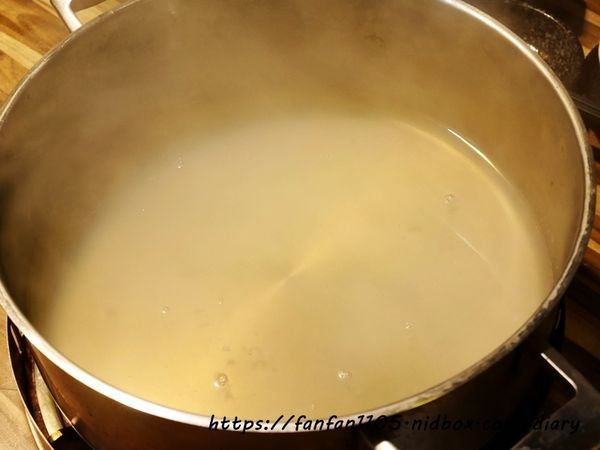 【台北火鍋】極蜆鍋物 #極蜆 #海鮮火鍋 #蛤蜊火鍋 #松山區美食 #松山火鍋 (19).JPG