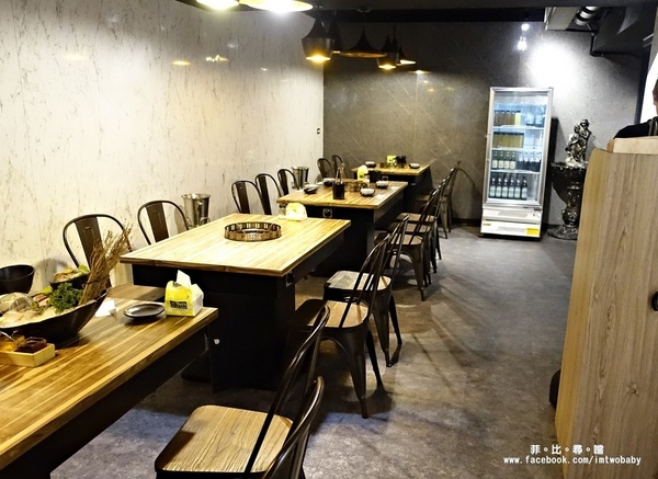 極蜆鍋物：【松山火鍋】極蜆鍋物 奢華蜆精當湯底 涮肉煮海鮮每一口都是極致鮮甜！民生社區火鍋/台北火鍋推薦