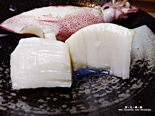 極蜆鍋物：【松山火鍋】極蜆鍋物 奢華蜆精當湯底 涮肉煮海鮮每一口都是極致鮮甜！民生社區火鍋/台北火鍋推薦