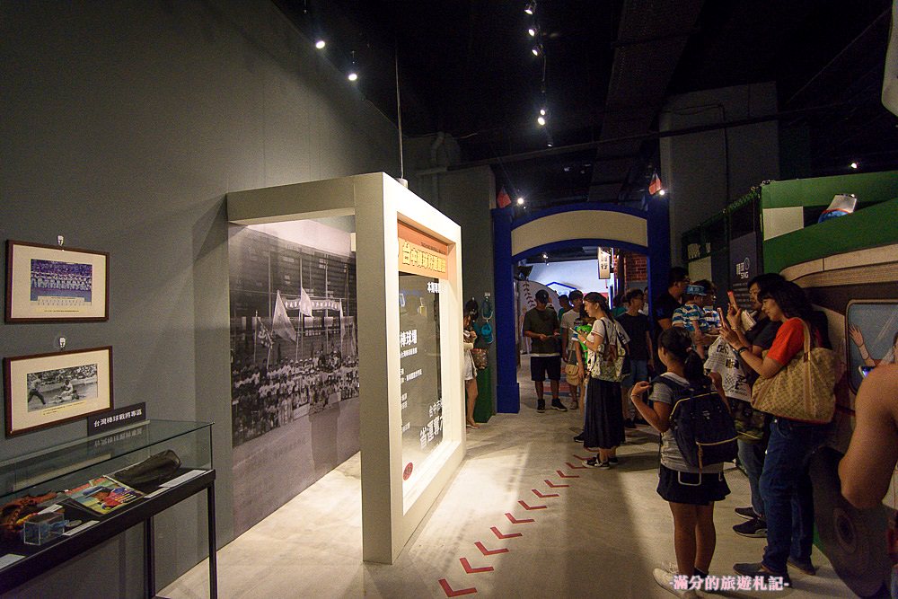 台中北屯景點》洲際棒球文創園區 Lilo Park 台中棒球故事館 外星人棒球揮進大台中 - 滿分的旅遊札記