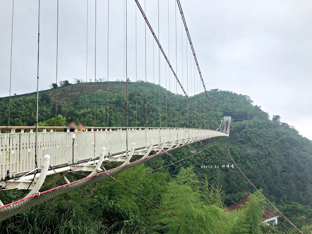 【嘉義 梅山】太平雲梯👉超長高空吊橋，景觀極佳，還可以順道逛逛太平老街，高山空氣好，真的很舒服哦~