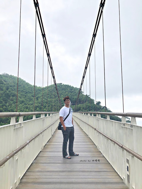 【嘉義 梅山】太平雲梯👉超長高空吊橋，景觀極佳，還可以順道逛逛太平老街，高山空氣好，真的很舒服哦~